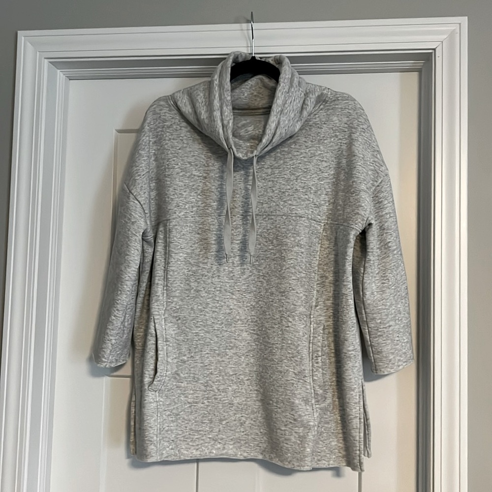 Ugg sweatshirt size M/L